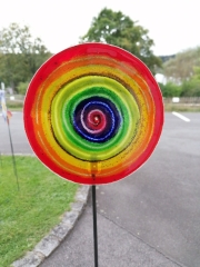 Lolli in rot, Fusingglas, mit Metallstab 8mm, für Außenbereich